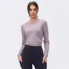 2024 LU LU LEMENS WOMENS SPORTS LEGSEVE TOP YOGA OUTFITS WEAR BIFRCATION BUICTORY BACK SPORTSWEARファッションBROIESABLE TシャツTシャツTシャツ