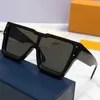 Womens oversized crystal sunglasses 1547 square attractive appearance Black lenses UV Protection 100% mens designer glasses with o320P