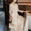 ヴィンテージエレガントな長い女性のドレス弓長袖ハイウエストホワイトバースデーパーティードレス女性デザインマキシヴェスディド服210603