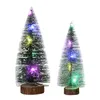 Decorações do Natal 4 pcs Decoração do pinho da neve Ornamento dos árvores bonitos com luz para o escritório da loja de casa 25cm 20cm