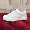 2021 Nouveau Designer Sneakers Oblique Haut Bas Hommes Sneaker Technique Toile En Cuir Femmes Casual Chaussures abeille meilleure Qualité Luxurys Formateurs size35-45