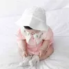 夏の赤ちゃんピンクロンパース0-3yrs生まれた女の子の花ロンパースジャンプスーツボディスーツ衣装服210429