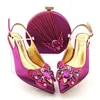 Sandali eleganti tacco viola 7,5 cm décolleté da donna abbinati alla borsa con decorazione floreale con strass scarpe africane e borsa set QSL031