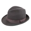 Sedancasesa England Style Christmas Fedora Jazz Hat Men Women 100 ٪ Wool Female Trilby Cap Hats with Ribbon FM026082 Wide Brim Delm22