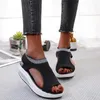 Sandalet Kadınlar Yaz Kayma Takozlar Platformu Bayanlar Düşük Topuklu Aç Toe Ayakkabı Örgü Kadın Moda Konfor Kadın Ayakkabı