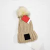 고품질 남자 디자인 패션 겨울 모자 모자 여성 비니 캐주얼 소녀 모자 스냅 백 폼폰 비니 6 색