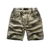 207 Summer Fashion Straight Cargo Shorts Sport maschile Casual Mezza lunghezza Puro cotone stile militare Camouflage Abbigliamento da lavoro da uomo 210713