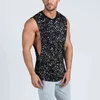 Märke Kläder Fitness Mens Sidor Cut Off Ärmlös T-shirts Droppe Armholes Bomull Bodybuilding Tank Tops Workout Vest 210421