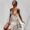 BOHO INSPIRED Feel the Glow Träger V-Ausschnitt Sommer Blumendruck Rüschen für Frauen neues sexy Damenkleid 210331