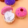 Gunsthouders 3 kleuren 60*58 mm Velvet cake vorm ring doos sieraden geschenkdozen ringen bruiloft verlovingspaarverpakking