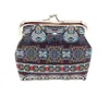 Neue ethnische Stil PU Striped Ladies kleine Tasche Großhandel Lederverschluss Münzbrieftasche