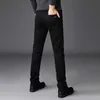 高品質のブラックグレーのブランドジーンズズボンの男性服の弾力性スキニーストレートジーンクラシックデニムカジュアルパンツ男性28-40 210622