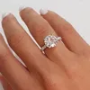 Moda argento colore gioielli design semplice rotondo zircone anello di fidanzamento nuziale per donna Anelli248U