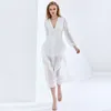 Sexy Party Perspective Dress Pour Femmes Col En V À Manches Longues Taille Haute Mince À Volants Blanc Mesh Robes 210520