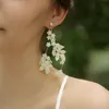 Крошечный белый цветок свадебные венок виноградные жемчуги женские ювелирные изделия Рука проводной обручальный выпускной волос волосы Tiara оголовье аксессуары
