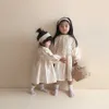 Outono bebê menina manga longa roupa elegante laço branco meninas vestido bebê bodysuit crianças princesa vestidos twin roupas 211025