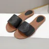 Lock It Flat Mule Tofflor Designer Dam Lyx Designers Sandaler Äkta Läder Dam Dauphine Utomhus Casual Tofflor Flip Flops Revor