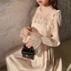 Элегантная французская вспышка рукава MIDI платье ретро рюшами кукла воротник фея осень свадьба 210604