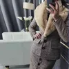TWOTWINSTYLE grueso caqui Tweed abrigo para mujer solapa manga larga túnica Patchowrk pelusa chaqueta Casual S ropa de moda femenina 210517