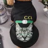 Designer Pet Dog Apparel French Luxury G Vest Teddy Cat Summer Cotton Bowable T Shirts Två ben slitage för Middle Small Dogs Clot296t