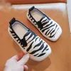 Barnskor Boys Girls Leopard Loafers Canvas Fashion Grid Sneakers x0703