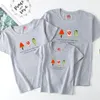 家族向けマッチング衣装Tシャツ服母父父娘夏の子供半袖印刷210429