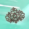 Wbmqda Antike Gold Frauen Hohl Kristall Blume Brosche Pin Vintage Broschen Arabia Paisley Muster Revers Corsage Schmuck