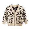 Осенние мальчики девушки свитер леопардовый узор хлопок детские вязаные кардиган пальто малыша куртка одежда 211028