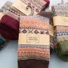 Chaussettes pour hommes Support OEM Folk-Custom Wholesale Wool Design Men