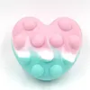 Spremere le palle del cuore Tie Dye Push Bubble Toys Palla antistress Valentine039S Regali giornalieri Impugnatura per il polso Rinforzo per le ragazze dei ragazzi7133250