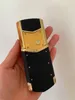 Olåst Lyx Guld klassisk Signatur Mobiltelefon Slider GSM simkort Mobiltelefon rostfritt stål kropp bluetooth 8800 metall Läder Mobiltelefon