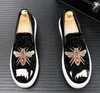 Italiensk Designer Mode Man Broderi Flat British Shoes Suede Loafers Slip-On Hairstylist Casual Mens Black Footwear Storlek: US6.5-US9