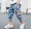 Boys Jeans Springautumn Новые Детские брюки Детские Комбинезоны Мальчики Мальчик Повседневная Джинсы Детские Детские Детские Брюки на 2-8 лет G1220