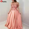 NOVO! Scoop A-Line 2022 longos vestidos de dama de honra para comprimento de piso flor lace applique cristal cetim vestidos de noite vestidos de fiesta noche dwj0208