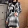 Salia Conjunto de outono Inverno Europa Europa Senhoras Houndstooth Tweed Checot Coat Mini Suits Elegant Two Piece Women 210514