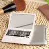 Ty447 Portable Mini Makeup Pocket Laptop Glas Kvinnor Tjejer Kreativ Hem Dekorativ Fällbar S Verktyg Datorspegel