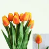 Dekorative Blumenkränze, 10 Stück, Tulpen, künstliche PU-Blume, Latex-Blumenstrauß, fühlt sich echt an, für Hochzeit, Blumendekoration für Zuhause
