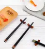 Atacado Chopsticks de fibra de vidro Santi Reutilizável máquina de lavar louça segura, pauzinho japonês, 9 1/2 polegadas, corpela colorida com padrão asiático diferente, antiderrapante varas KD1