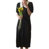 Rétro Design Niche Couleur Correspondant Collier de poupée Robe de tempérament plissée Mode d'été Vêtements pour femmes 210520