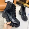 Designer Boots Laureate Platform Martin Boot Women Coarse Heel Shoe Winter Leather Desert Chunky Heeled Ankle Booties Designers Shoes