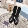 Top Femmes Designers Rois Bottes Cheville Martin Boots Nylons Botte de combat d'inspiration militaire Bouch en nylon attaché Chaussures Martins antidérapantes Bottines courtes du désert avec ceinture