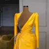 Elegante Dubai Árabe Árabe Amarelo Sereia Vestidos De Noite Profunda V Neck Cristal Cristal Das Mangas Longa Cetim Vestidos De Prom Plus Size Mulheres Especial Ocasião Vestido