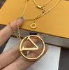 Luxury jewelry necklace Paris Designer Pendant Necklaces Men Women Couple fashion accessories Nice Christmas gifts2516