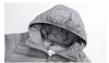 Piumino d'anatra bianco portatile con cappuccio da uomo ultraleggero a 7 colori Giacca a vento Piuma Parka Cappotto invernale caldo Outwear 6XL 210819