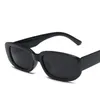 Lunettes de soleil 2021 Fashion Rectangulaire Vintage Femmes Black Plate Shade Sun Glasse Dernière tendance UV400 220B