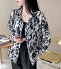 Lange mouwen Leopard Patroon Shirt Vintage Vrouwen Sun Proof Blouse Losse Plus Size Streetwear Chiffon Top Vrouw 11874 210521