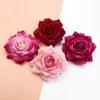 50st 10cm rosor Head Bröllop Dekorativa Växter Vägg DIY Juldekorationer För Hem Brud Brosch Konstgjorda Blommor Billiga