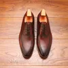 Fashion Black / Deep Brown Oxfords Business Dress Chaussures en cuir authentique oxfords pour hommes chaussures de travail