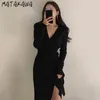 Matakawa Katı Uzun Kollu Örme Elbise Kore Chic V Yaka Femme Robe Çapraz-Slim-Fit Kravat Bel Kadın Elbiseler 210513