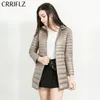 Crriflz осень длинные пальто женщины плюс размер 7xL ультра светлый теплый с толстовой курткой винтаж черный стойки воротник утка 210520